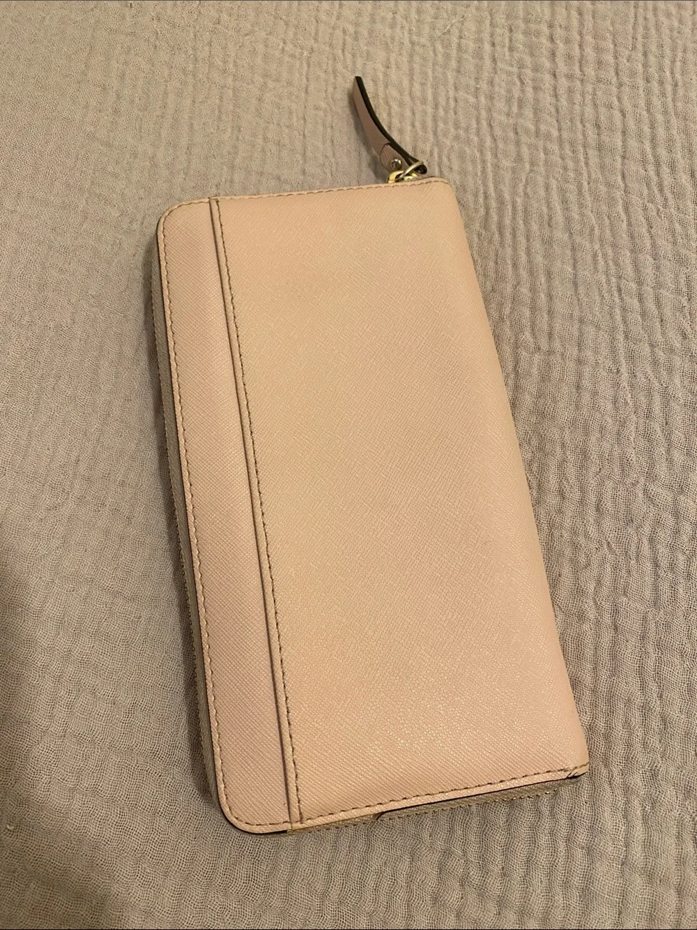 kate spade Saffiano Zip Wallet in Light Pink with Gold Plaque